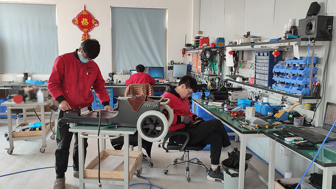 斯派特激光清障儀研發部